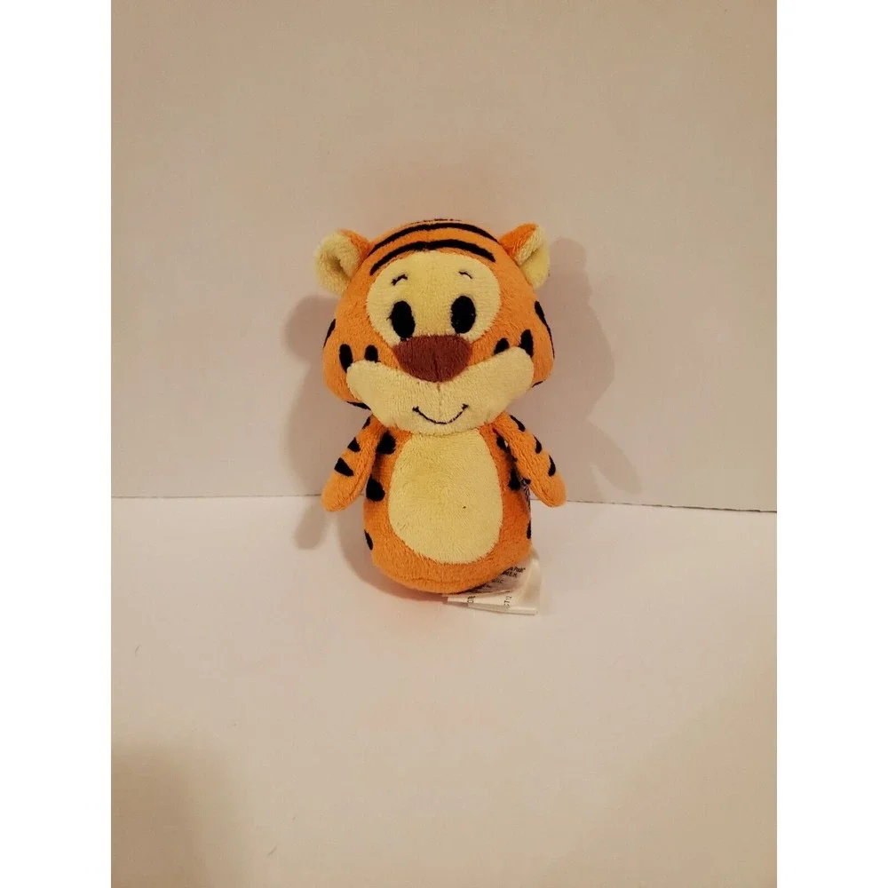 Hallmark Winnie the Pooh BABY TIGGER 3-4